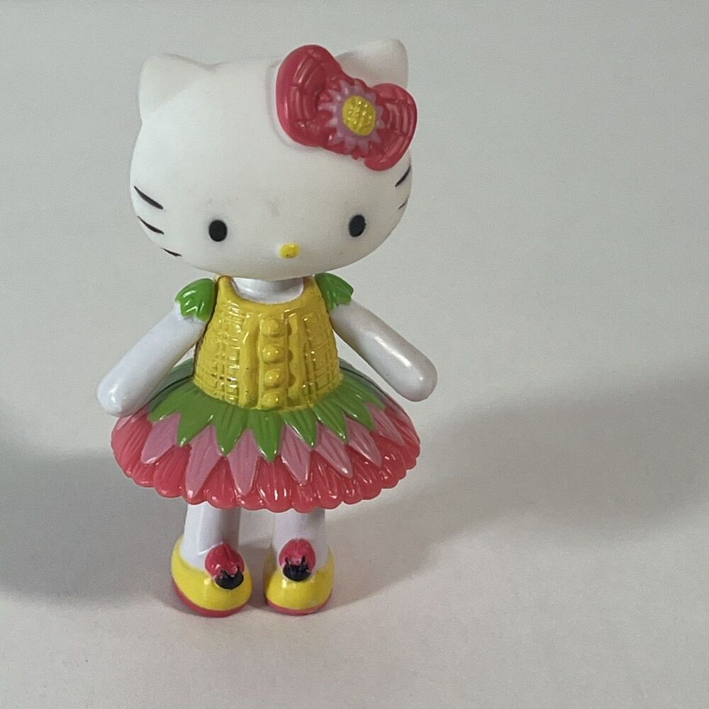 Hello Kitty Yellow Green Pink Easter  Mini Doll Blip Toy
